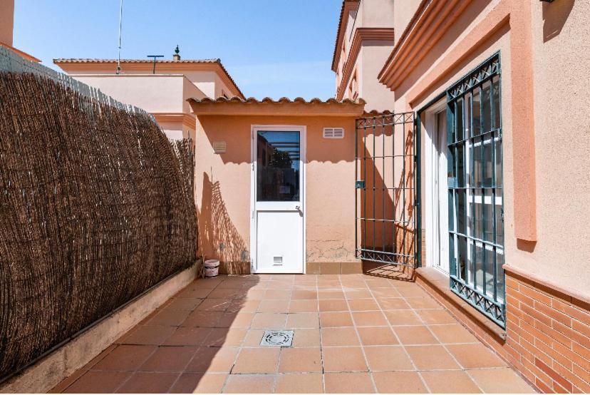 3 La Casa De Marilo Διαμέρισμα Tomares Εξωτερικό φωτογραφία